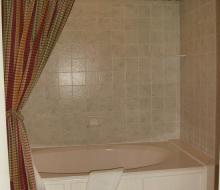 Suite-201-Bathroom